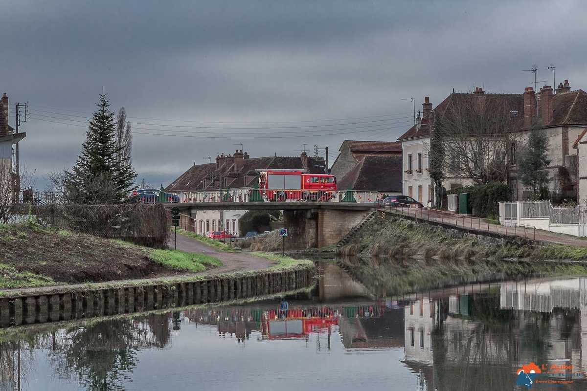 Brienon-sur-Armançon - Le canal