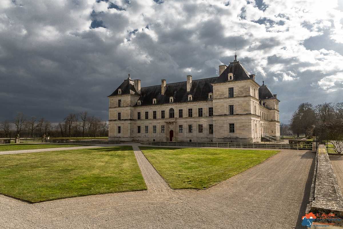 Le château d'Ancy-le-Franc dans l'Yonne en Bourgogne